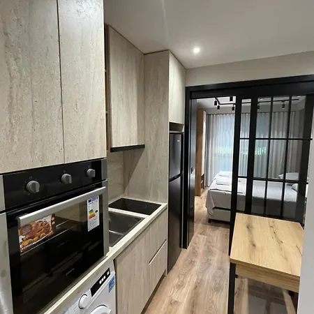 Apartment By Foot - Charm Tirana